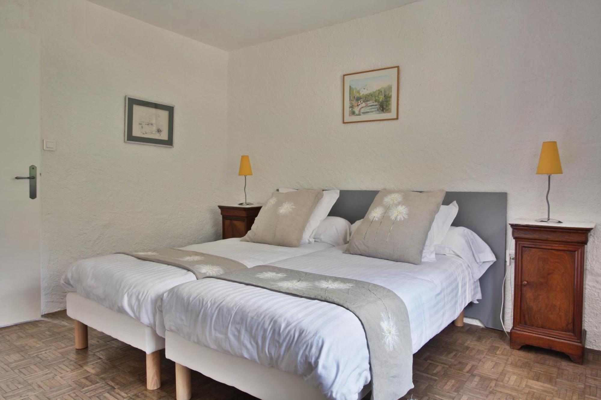 Le Moulin En Provence Bed & Breakfast Saint-Antonin-sur-Bayon Exterior photo