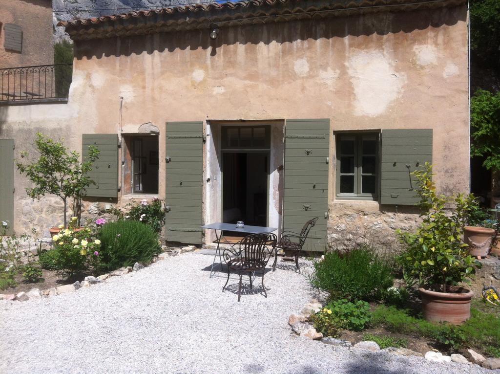 Le Moulin En Provence Bed & Breakfast Saint-Antonin-sur-Bayon Exterior photo